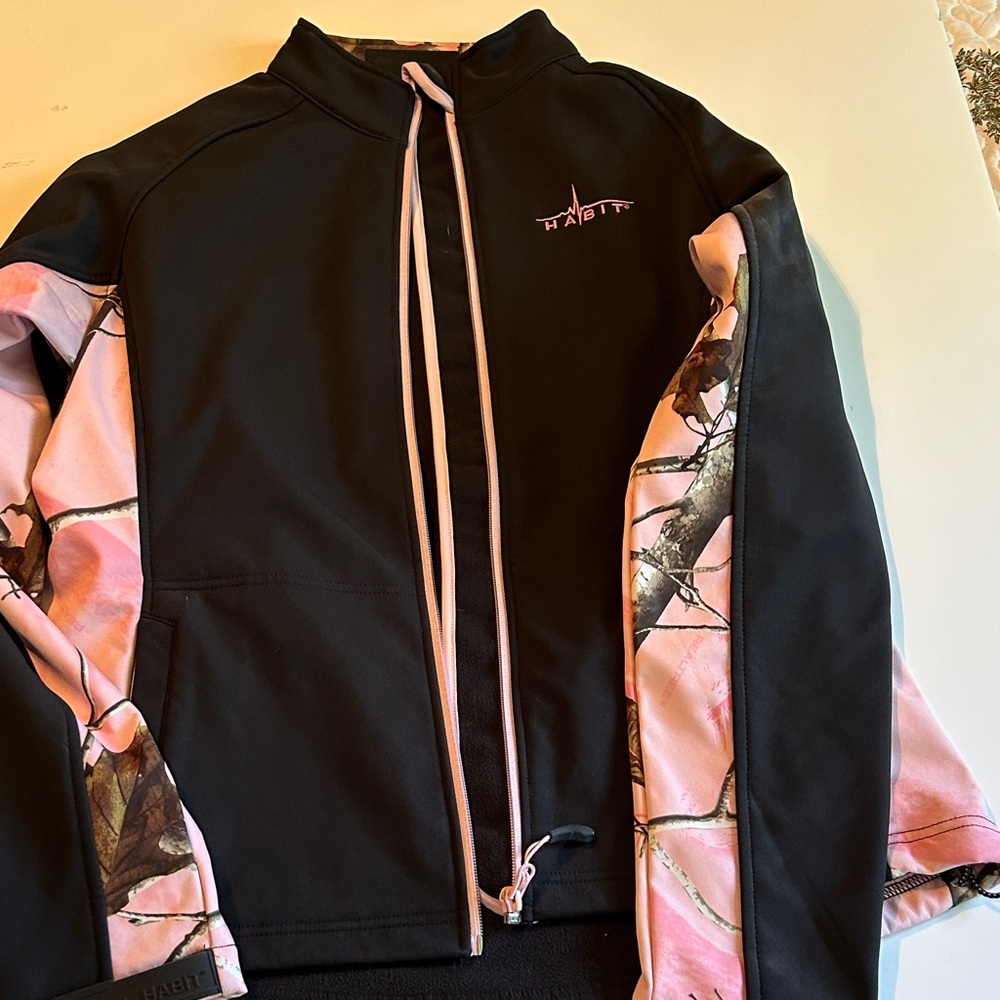 Habitat Women's Black and Pink Utility Jacket
